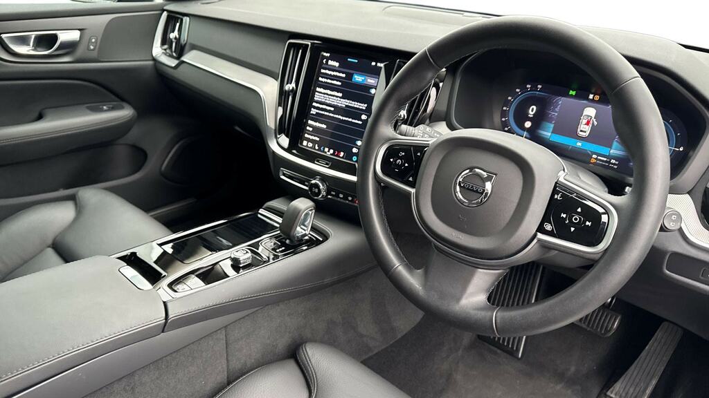 Volvo V60 Cross Country Plus, B4 Mild Hybrid, Dark Blis And Cros Grey #5