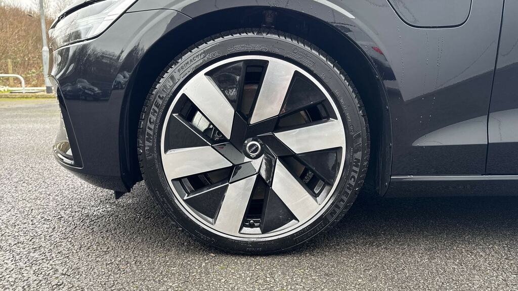 Volvo V60 Cross Country Plus, B4 Mild Hybrid, Dark Blis And Cros Grey #16