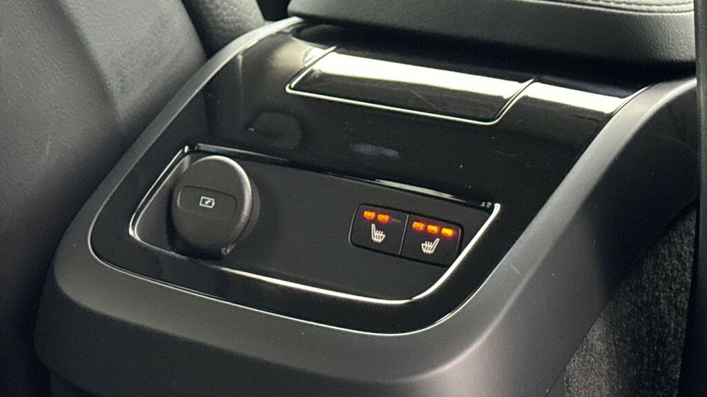 Volvo V60 Cross Country Plus, B4 Mild Hybrid, Dark Blis And Cros Grey #32