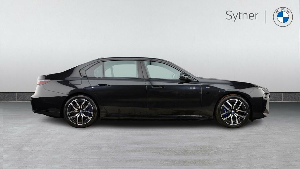 BMW i7 335Kw Edrive50 M Sport 105.7Kwh BX75TVA Black #3