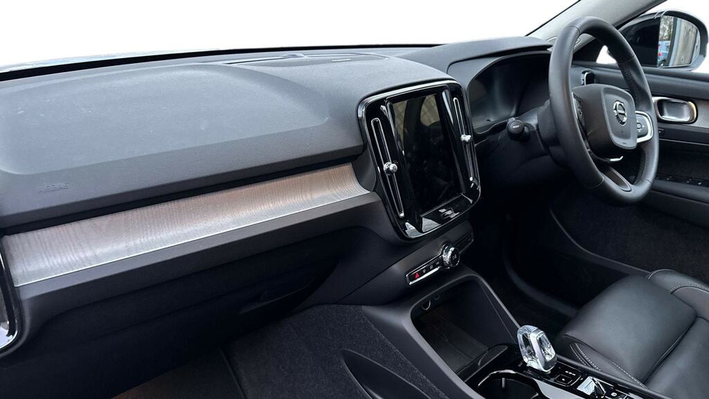 Volvo XC40 2.0 B3p Ultra Dark DA75XKU Silver #4