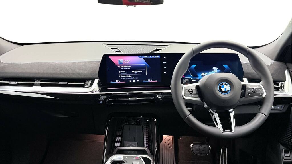 BMW iX2 150Kw Edrive20 Shadow Edition 65Kwh YM75OTL White #4