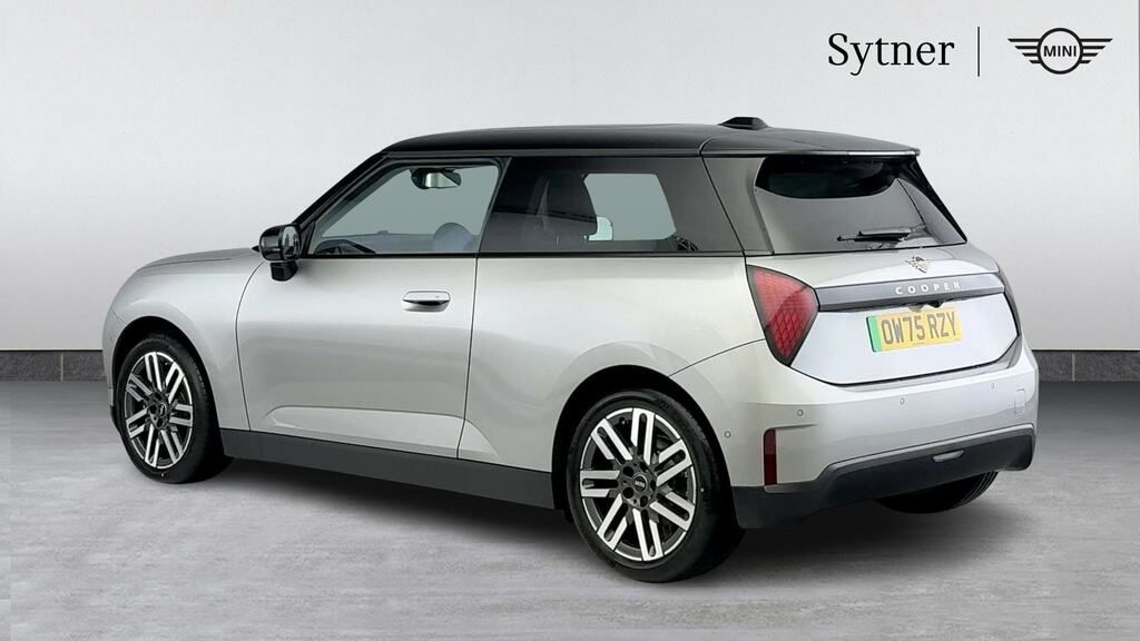 Mini Hatch 135Kw E Classic 41Kwh Silver #2