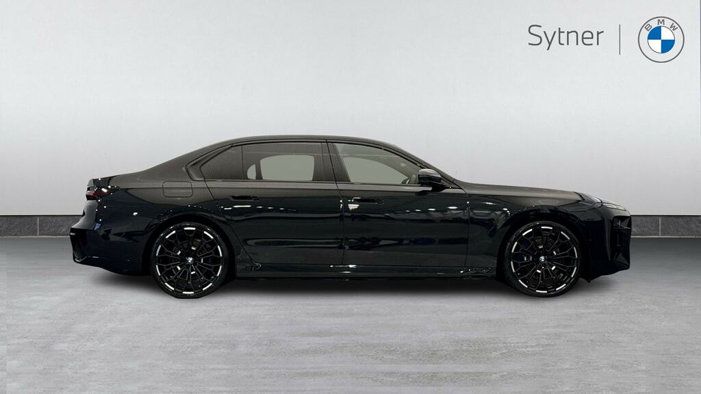 BMW i7 335Kw Edrive50 M Sport 105.7Kwh CF75VCC Black #3