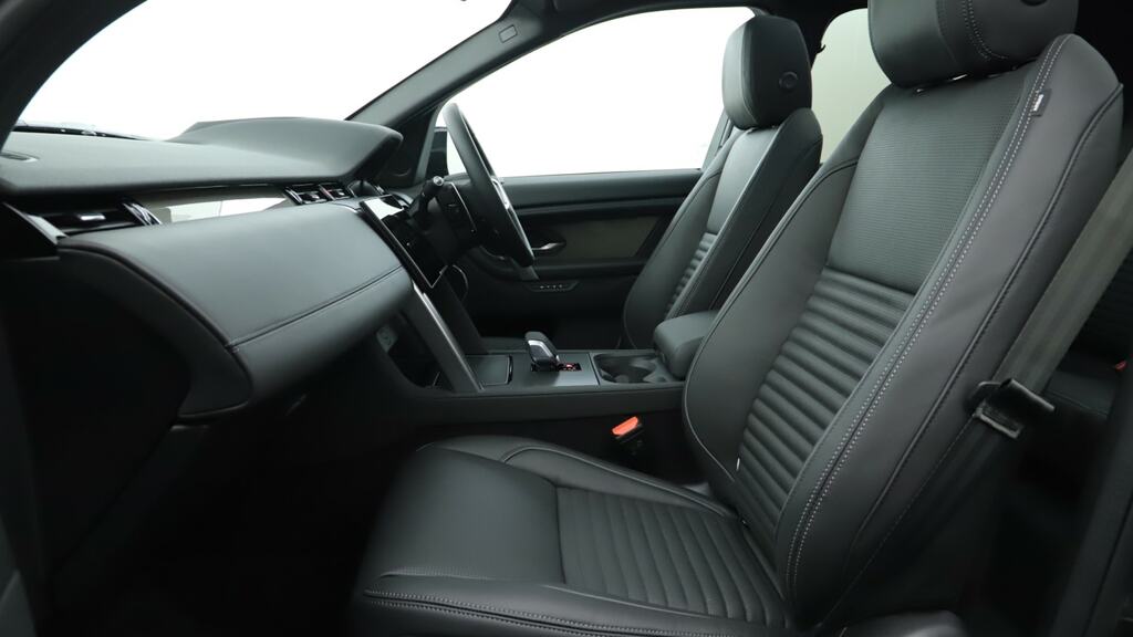 Land Rover Discovery Sport 1.5 P270e Metropolitan 5 Seat Grey #3