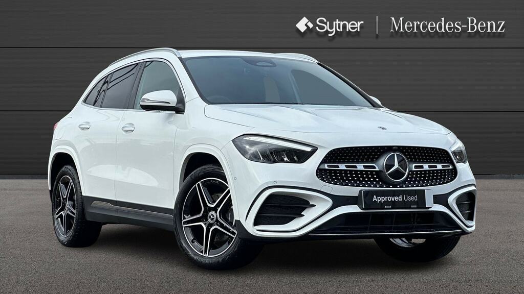Mercedes-Benz GLA Class Gla 250E Amg Line Executive White
