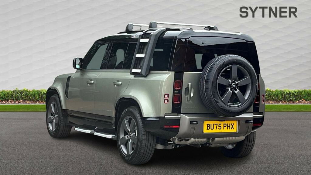 Land Rover Defender 110 3.0 D350 X-dynamic Hse 110 7 Seat BU75PHX Green #2