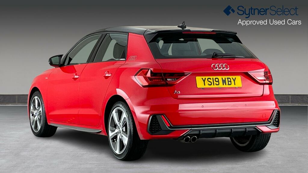 Audi A1 Slk 230 Kompressor Red #2