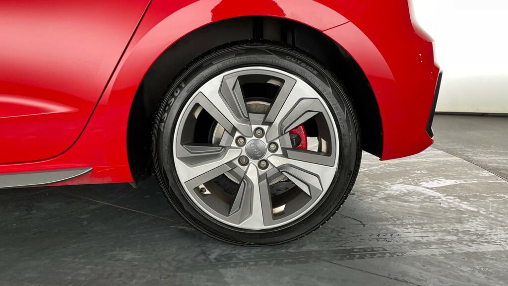 Audi A1 Slk 230 Kompressor Red #25
