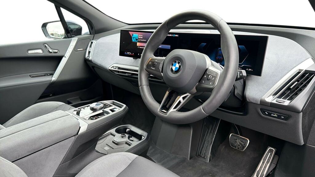 BMW iX 300Kw Xdrive45 M Sport 101Kwh DP75WTK Black #6