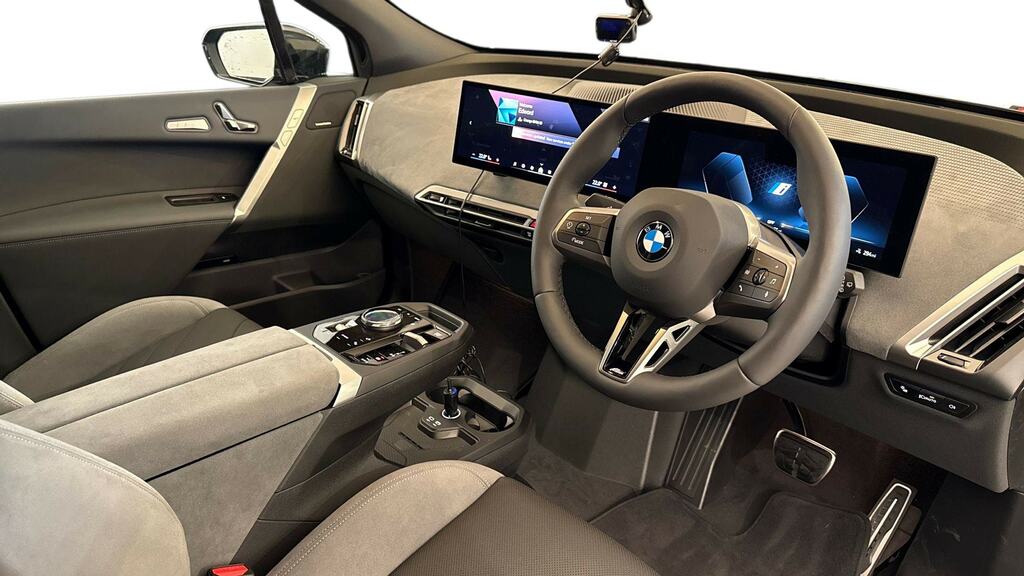 BMW iX 300Kw Xdrive45 M Sport 101Kwh CK75SWW Black #6