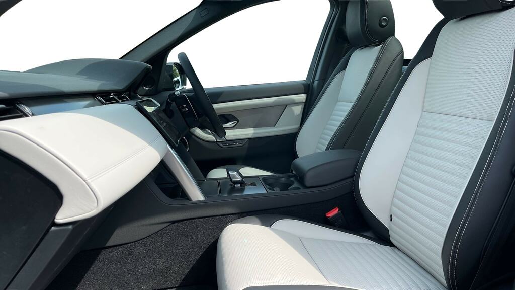 Land Rover Discovery Sport 1.5 P270e Dynamic Hse 5 Seat GD25AKV Black #3