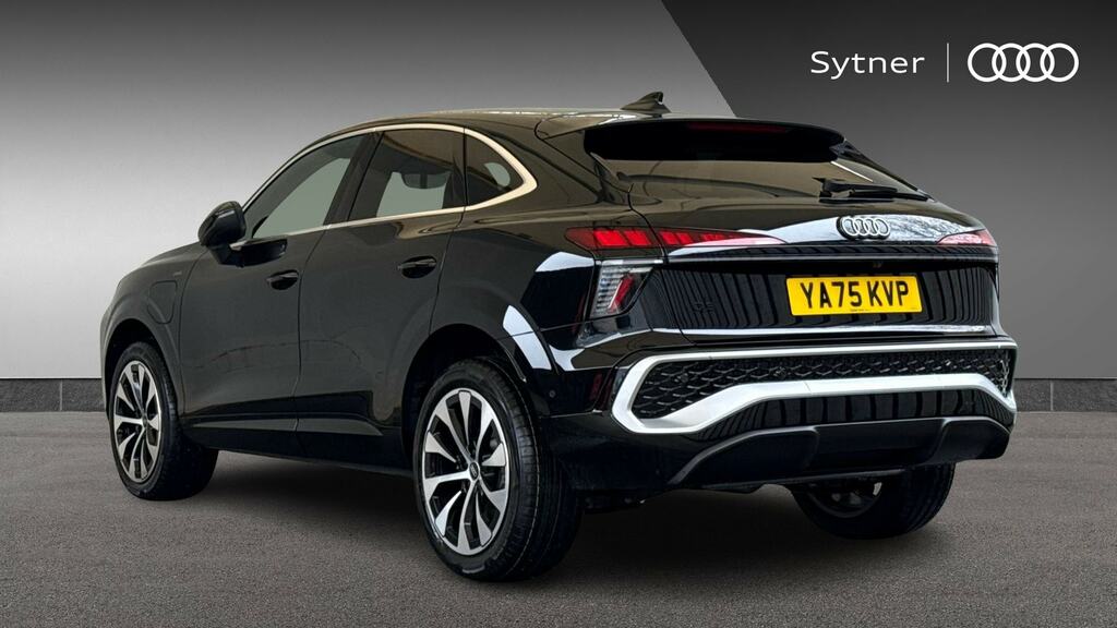Audi Q3 1.5 E-hybrid S Line S Tronic Soundvision YA75KVP Black #3