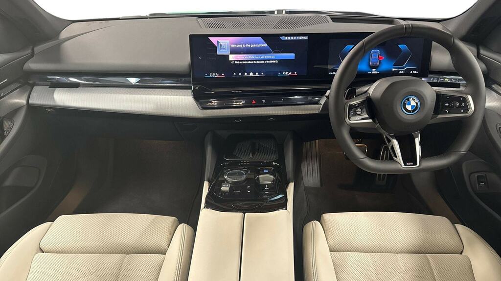 BMW i5 250Kw Edrive40 M Sport 84Kwh EN75SSK Grey #4