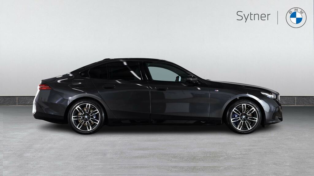 BMW i5 250Kw Edrive40 M Sport 84Kwh EN75SSK Grey #3