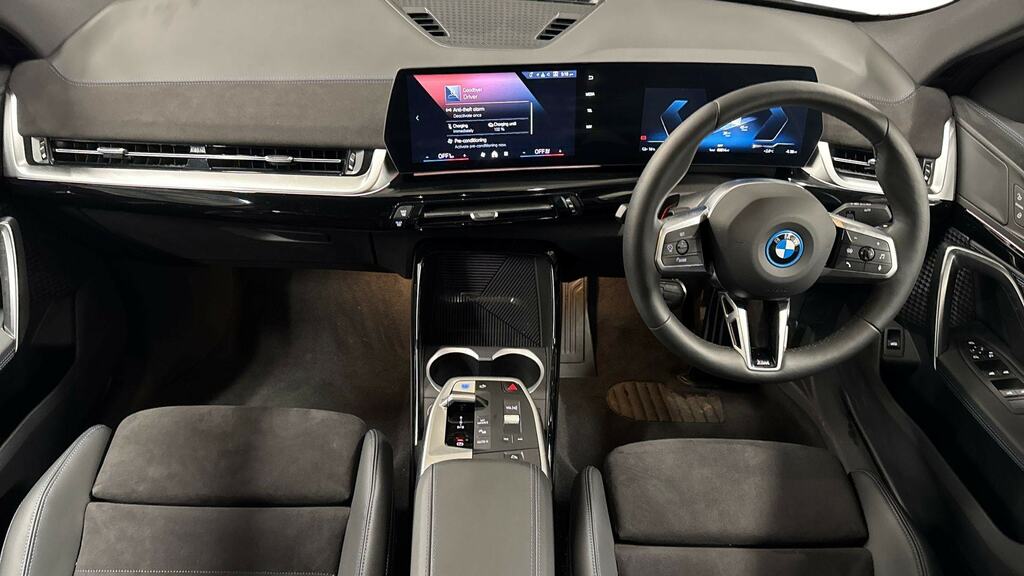 BMW iX2 150Kw Edrive20 Shadow Edition 65Kwh EN75UGK Grey #4