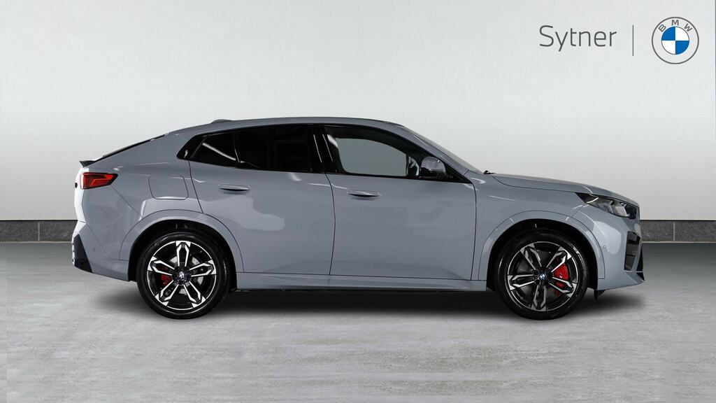 BMW iX2 150Kw Edrive20 Shadow Edition 65Kwh EN75UGK Grey #3
