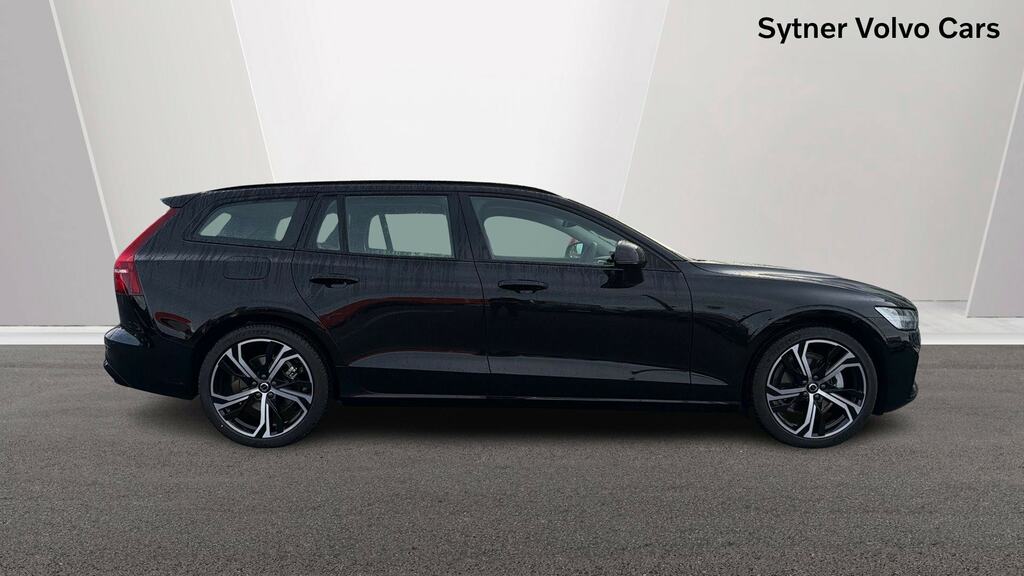 Volvo V60 2.0 B4p Plus Dark 7 Speed MW75BBV Black #3
