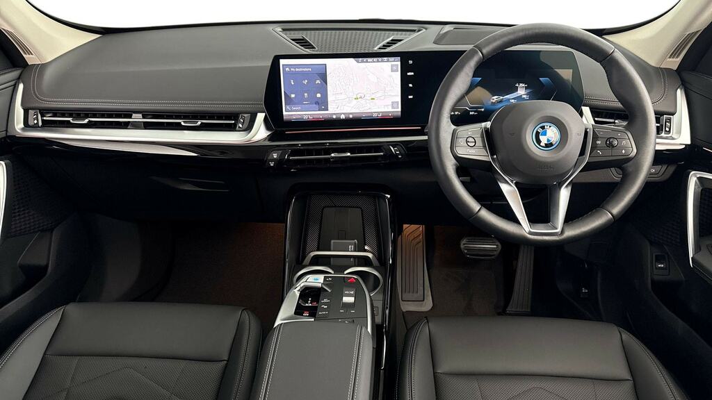 BMW iX1 150Kw Edrive20 Xline 65Kwh Tech OX75RVY Green #4