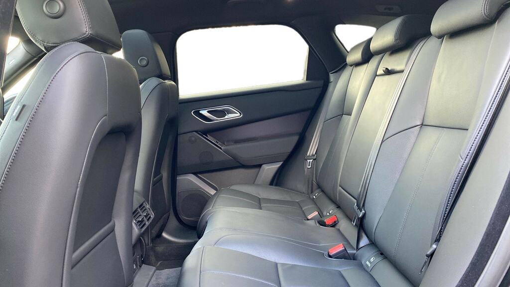Land Rover Range Rover Velar 2.0 D200 Mhev Dynamic Se DF75XHW Black #4