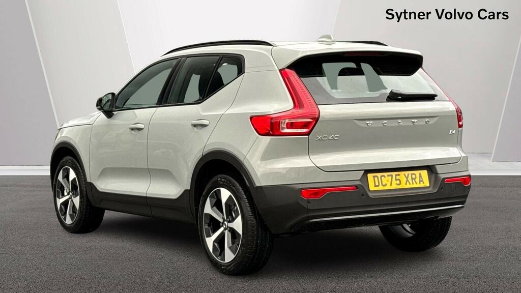 Volvo XC40 2.0 B4p Plus Dark DC75XRA Grey #2