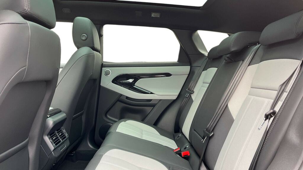 Land Rover Range Rover Evoque 2.0 D200 Dynamic Se WR75LNE Black #4