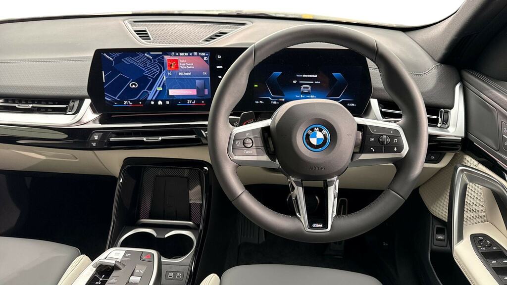 BMW iX2 230Kw Xdrive30 M Sport 65Kwh FG75BEO Blue #5