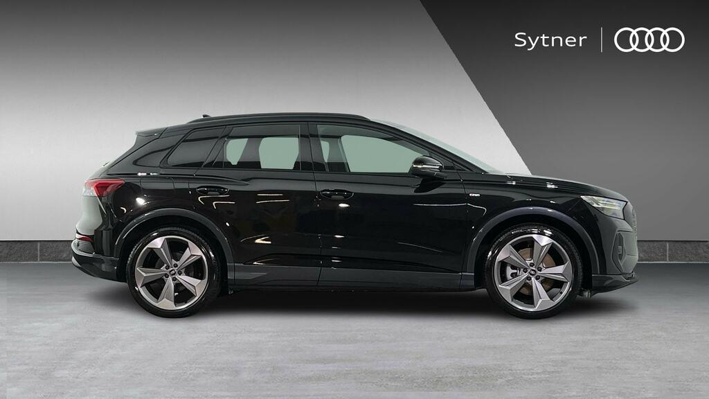 Audi Q4 E Tron 150Kw 40 63Kwh Black Edition Tech Pack FH75DXK Black #4