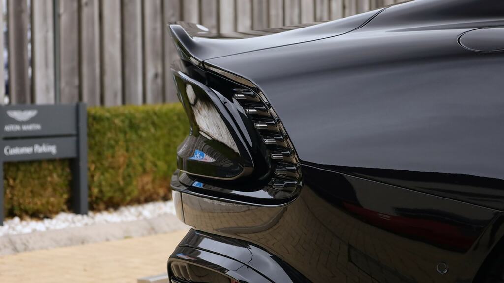 Aston Martin Vanquish Coupe Silver #31
