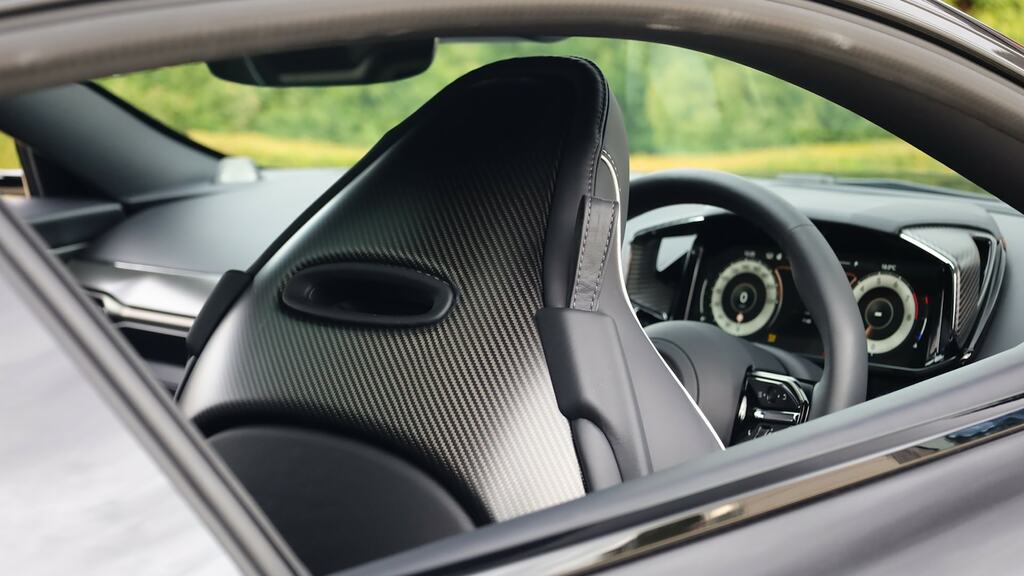 Aston Martin Vanquish Coupe Silver #45