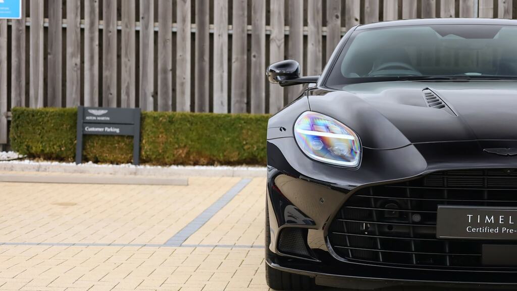 Aston Martin Vanquish Coupe Silver #21