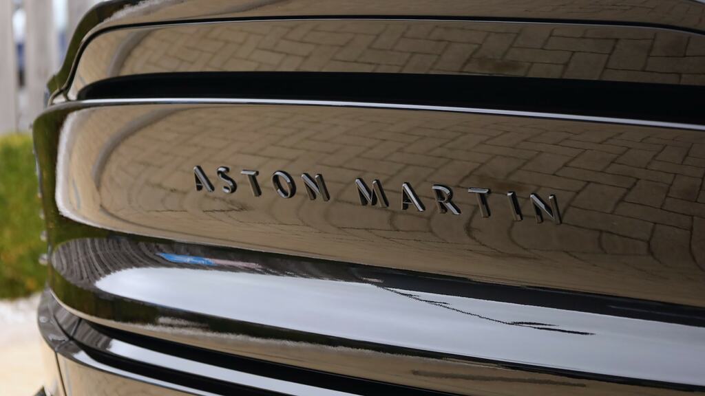 Aston Martin Vanquish Coupe Silver #40