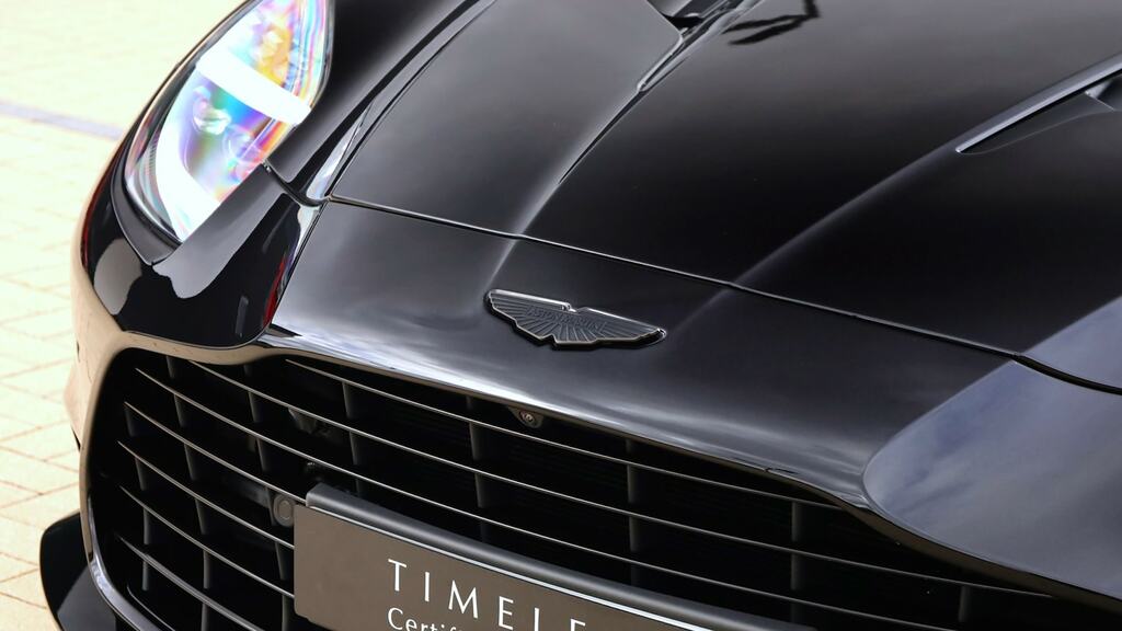 Aston Martin Vanquish Coupe Silver #23