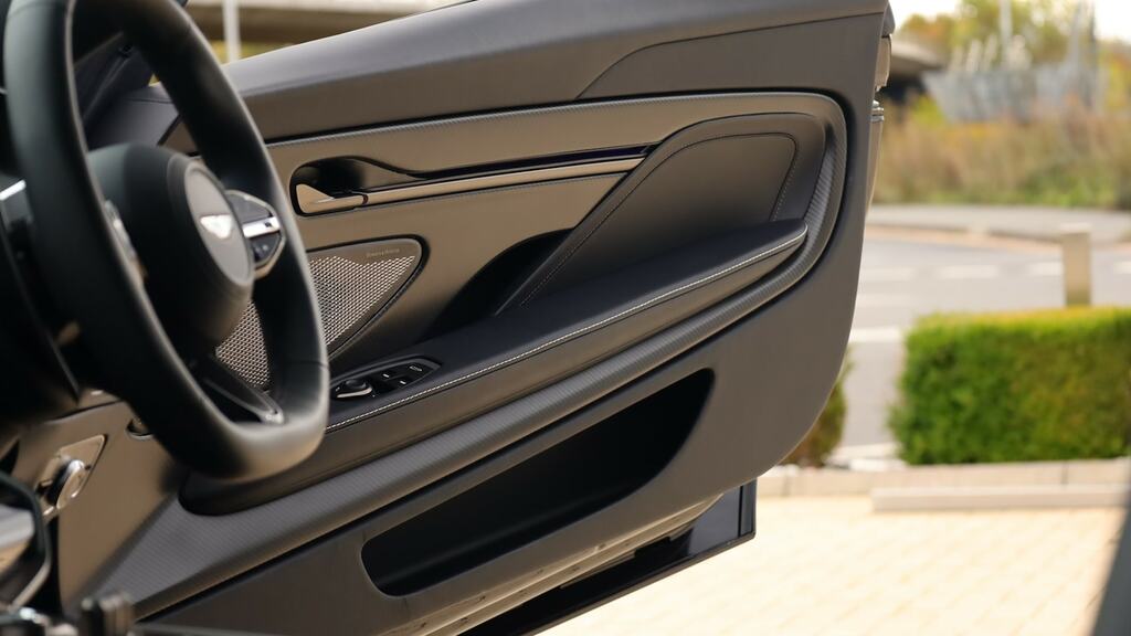 Aston Martin Vanquish Coupe Silver #60