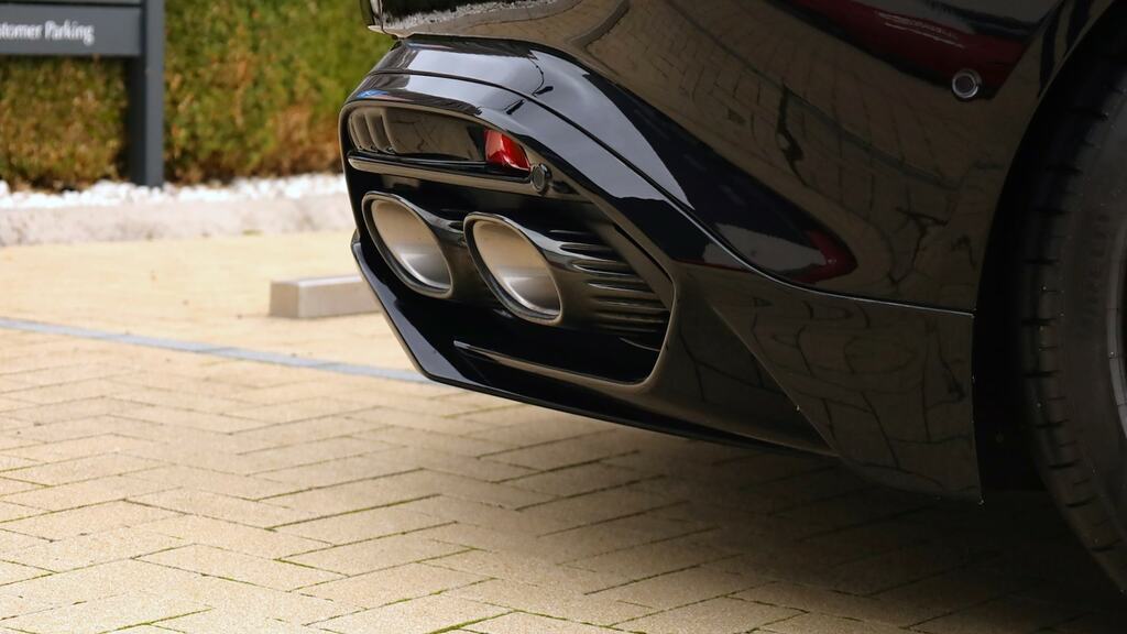 Aston Martin Vanquish Coupe Silver #30