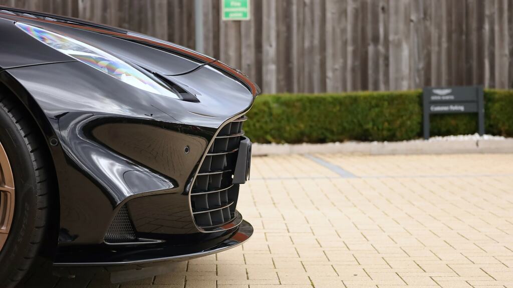 Aston Martin Vanquish Coupe Silver #28
