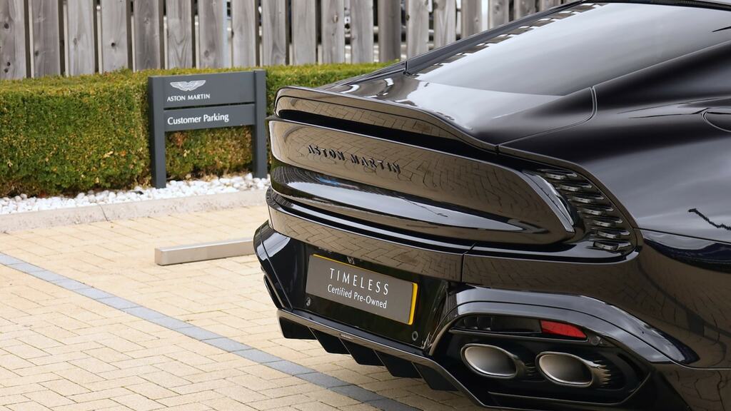 Aston Martin Vanquish Coupe Silver #42