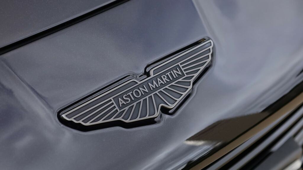 Aston Martin Vanquish Coupe Silver #15