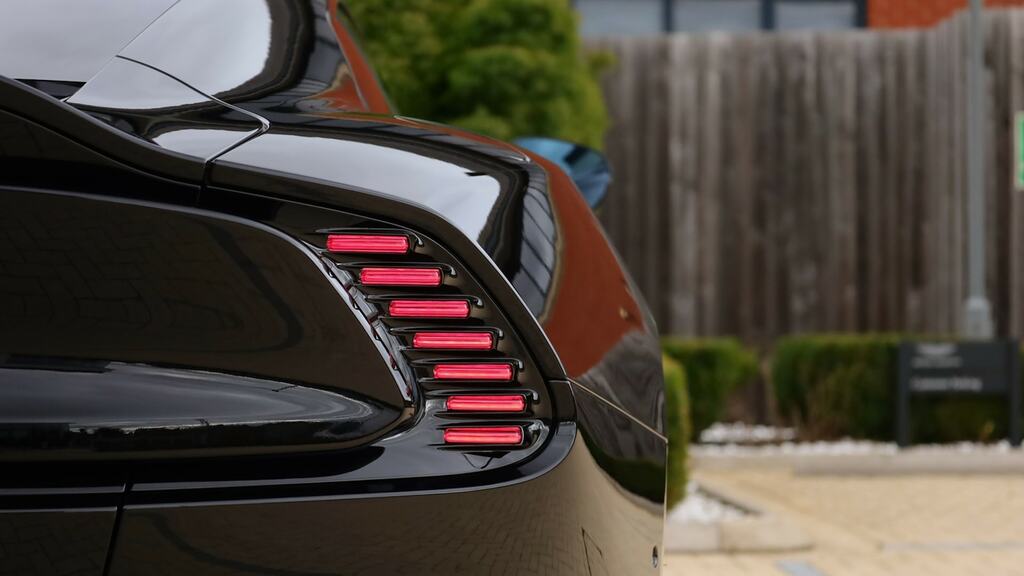 Aston Martin Vanquish Coupe Silver #35