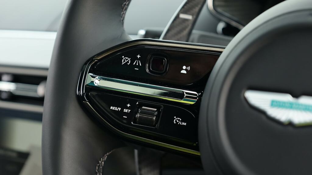 Aston Martin Vanquish Coupe Silver #50
