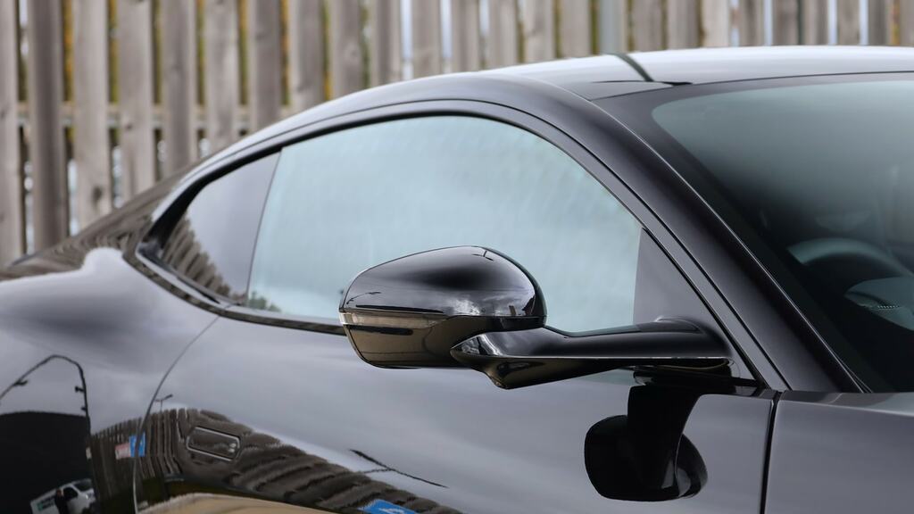 Aston Martin Vanquish Coupe Silver #14