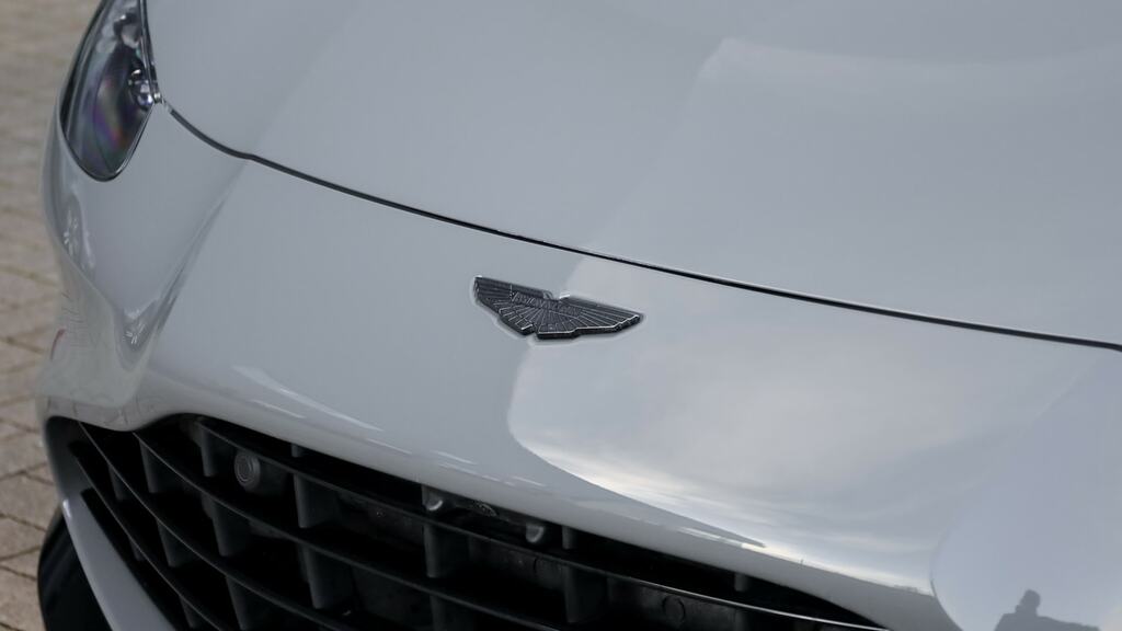 Aston Martin V8 Zf 8 Speed Green #16