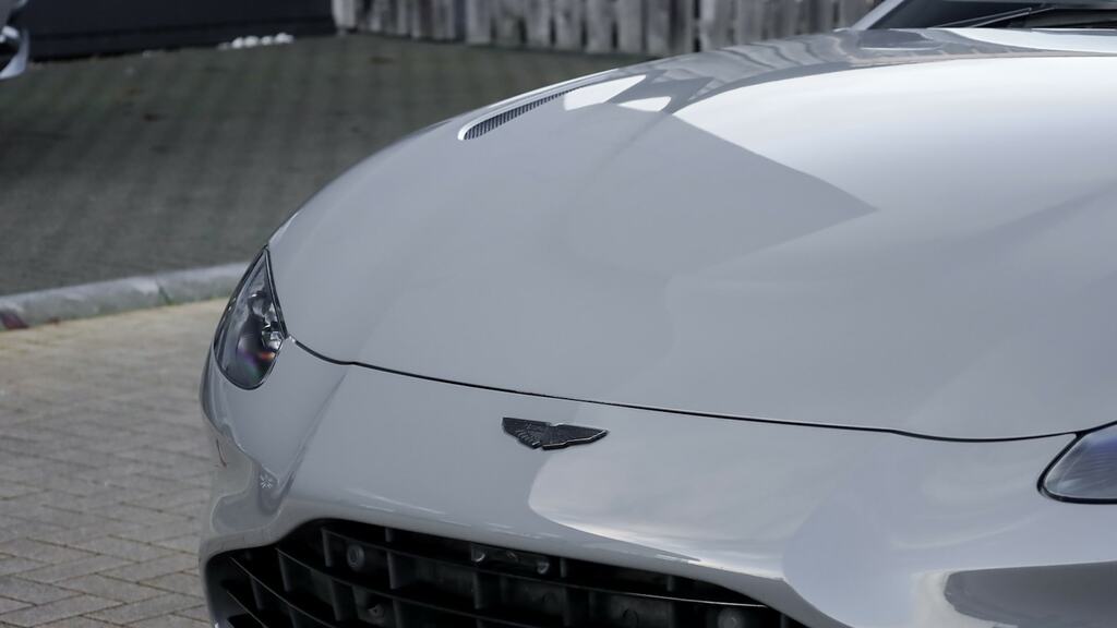 Aston Martin V8 Zf 8 Speed Green #27