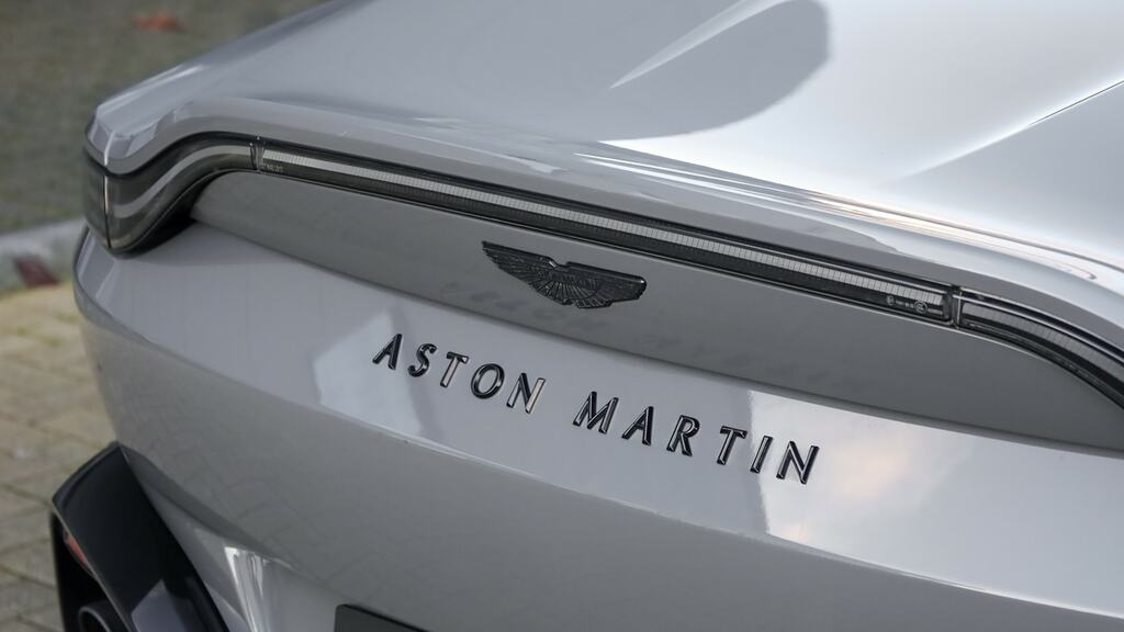 Aston Martin V8 Zf 8 Speed Green #48