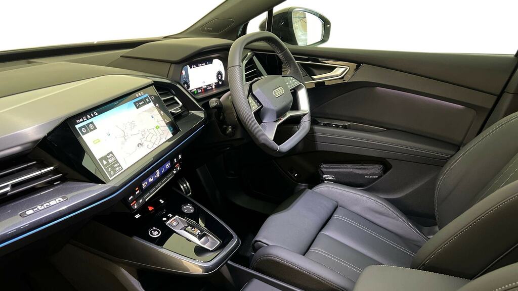 Audi Q4 E Tron 150Kw 40 63Kwh Black Edition Tech Pack FH75OPK Grey #2