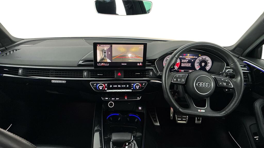 Audi A4 2.0 Se Black #6