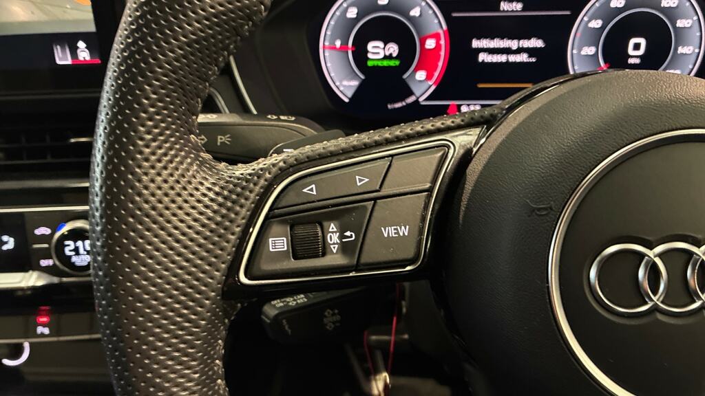 Audi A4 2.0 Se Black #17