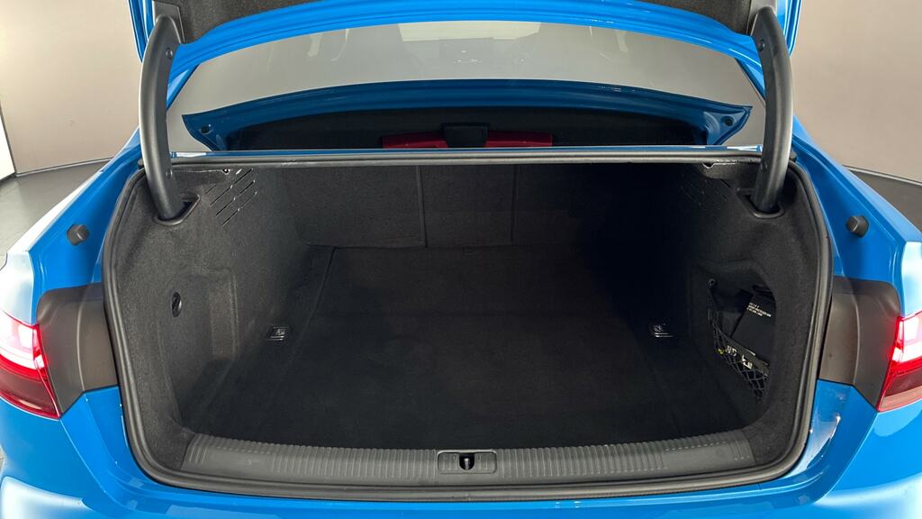 Audi A4 2.0 Se Black #22