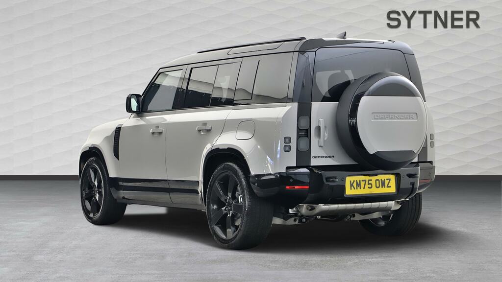 Land Rover Defender 110 2.0 P300e X-dynamic Se 110 KM75OWZ Grey #2