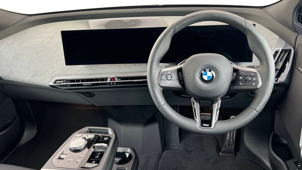 BMW iX 400Kw Xdrive60 M Sport 112Kwh Tech BW75FCM Black #5